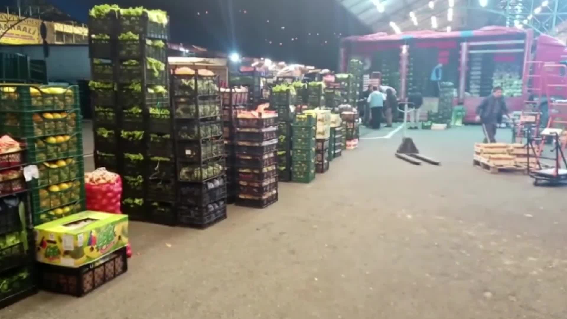 İYİ Partili Selçuk Babacan: “Artık halkın sabrını zorlamayın. Esnaf aç, halk aç”