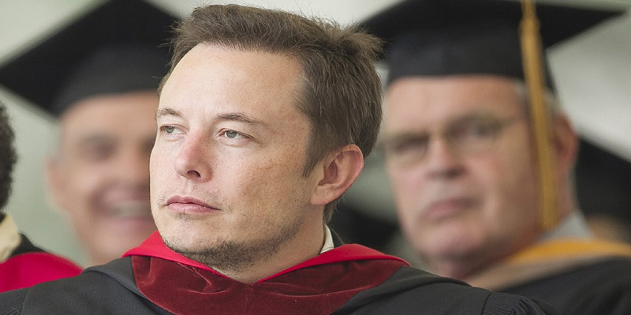 Elon Musk üniversite kuracak