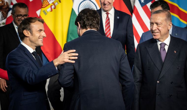 Erdoğan ile Macron bir araya geldi