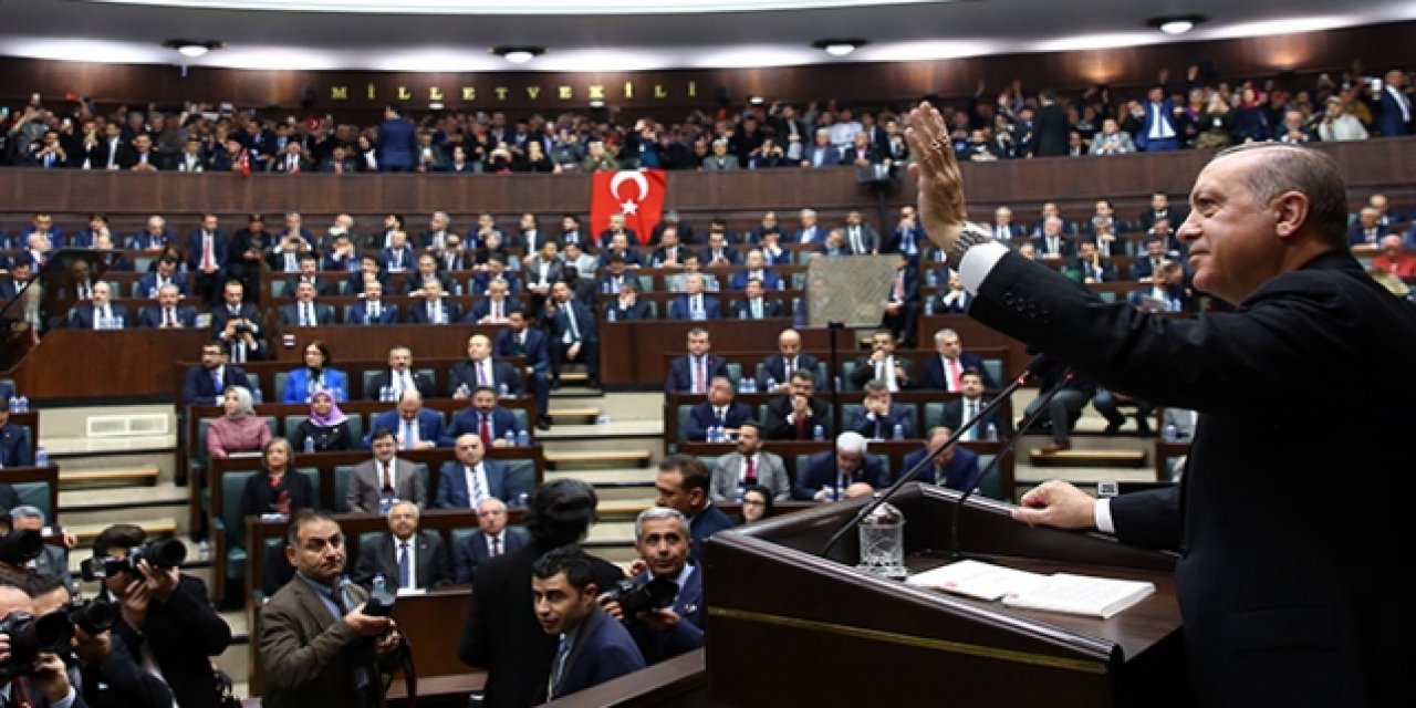 'AK Partililerle görüştüm' dedi ve... "İktidarda dağınıklık ciddi!"