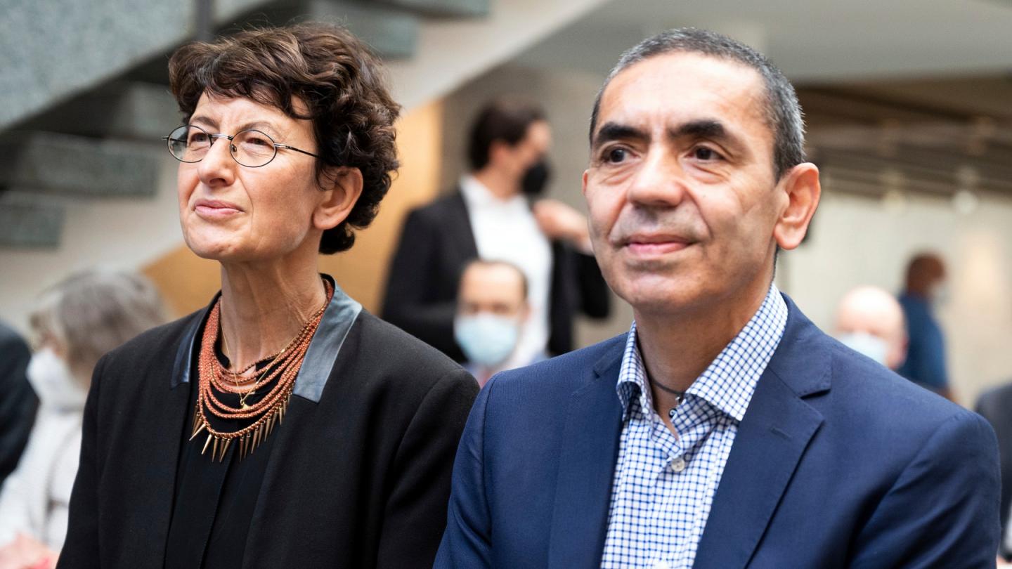 Özlem Türeci ve Uğur Şahin Alman medyasına konuştu: "Önereceğim tek bir şey var..."