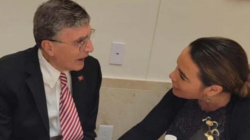 Aziz Sancar'ın Ülkü Ocakları'nda çekilmiş fotoğrafı ortaya çıktı! İşte Alparslan Türkeş'in gösterdiği o fotoğraf