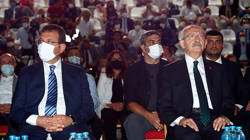 Abdulkadir Selvi'den gündemi sarsacak açıklama! "Kılıçdaroğlu'na üzüleceği bir haber vereyim, Ekrem İmamoğlu..."