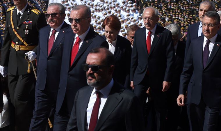 Kriz patlak verdi: Hedefteki AKP'li "devlet büyüğü" kim?