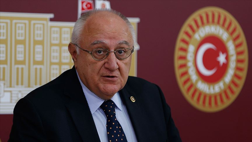İYİ Partili isim iktidara yaylım ateşi: "Kişisel beka bir kez daha öne çıktı"