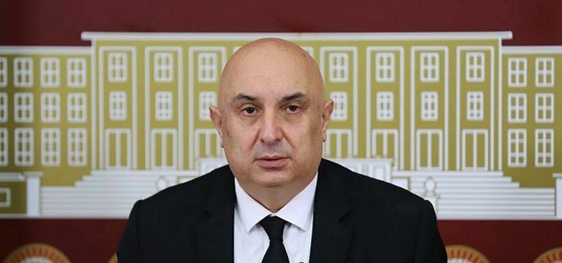 CHP'li Özkoç'tan 'cumhurbaşkanına hakaret' davalarına tepki: "96 yaşındaki nenemiz yargılanır hale geldi"