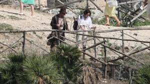 Merakla beklenen filmden acı haber: Cansız bedeni otel odasında bulundu