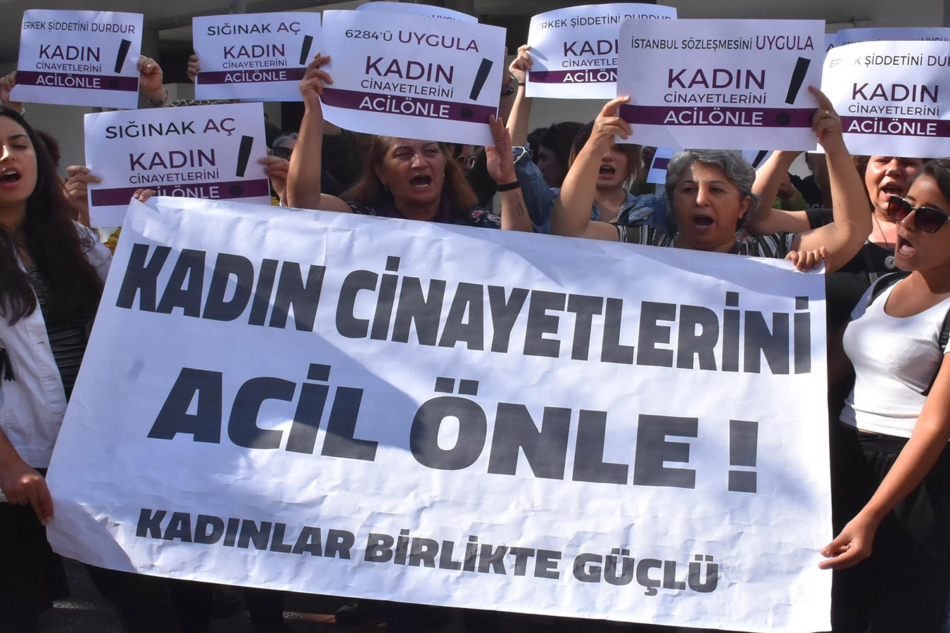 Ekim ayında 21 kadın öldürüldü!