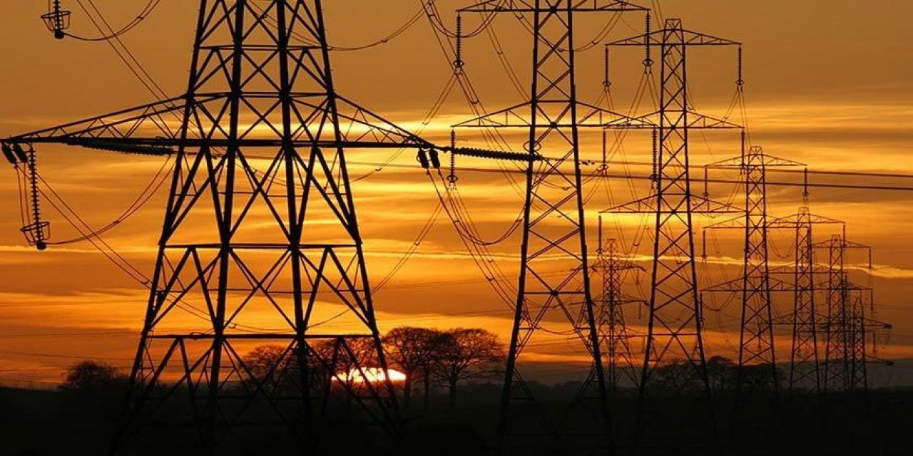 Maliyetler vurdu: Elektrik şirketleri sözleşmeleri feshediyor