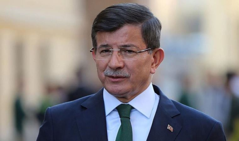 Davutoğlu’ndan eski bakana yaylım ateşi! "Ders: Siyasi ahlak!"