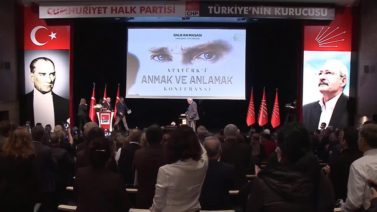 CHP lideri Kılıçdaroğlu: "Güzel cumhuriyetimizi, gerçek anlamda demokrasiyle taçlandıracağız"