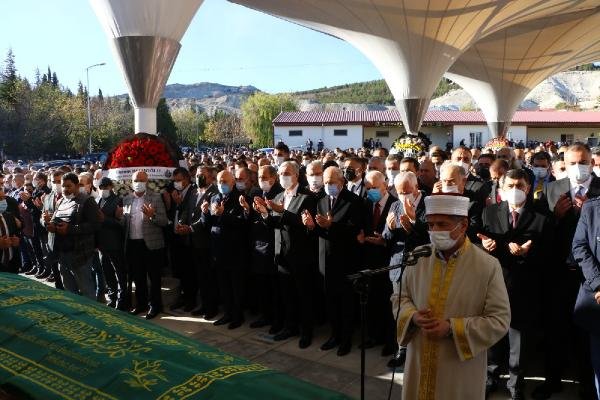 Mansur Yavaş'ın kardeşi Sabri Yavaş, son yolculuğuna uğurlandı