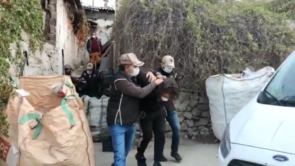 Ankara'daki DEAŞ operasyonunda, örgüt infazcısı ve 7 kişi tutuklandı