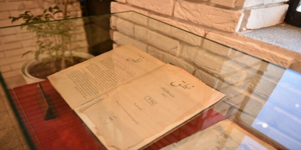 95 yıllık orijinal Nutuk Antalya’da sergileniyor