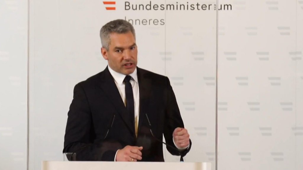 Avusturya İçişleri Bakanı Nehammer: İkinci bir saldırgan yok