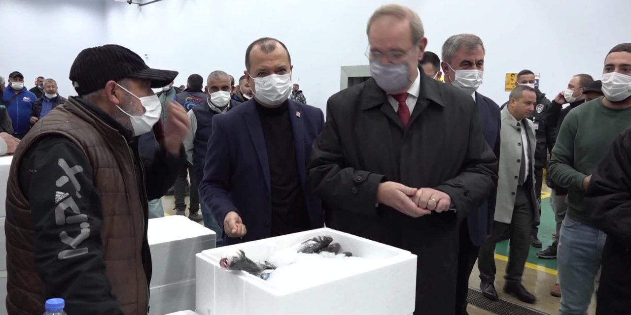 Öztrak'tan 'dolar' açıklaması: "Erdoğan şahsım rejimi başladığından beri sürekli cebimizi boşaltıyor"