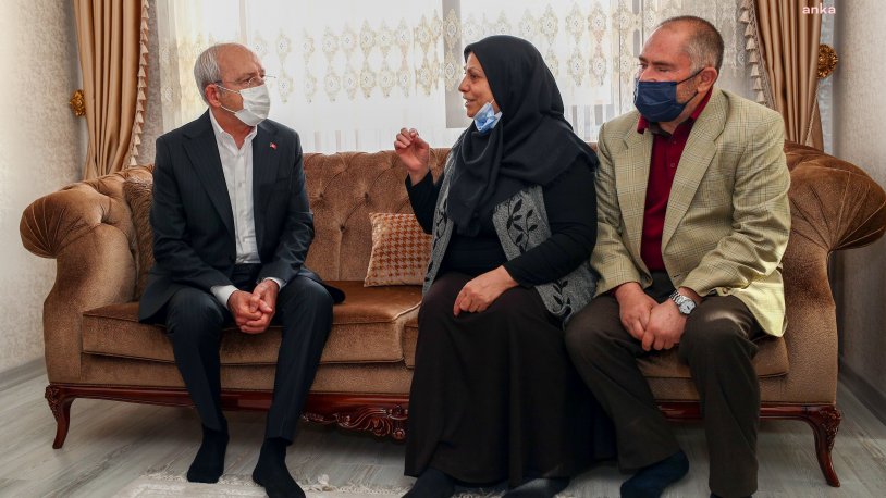 Kılıçdaroğlu'ndan katledilen Başak Cengiz'in ailesine taziye ziyareti