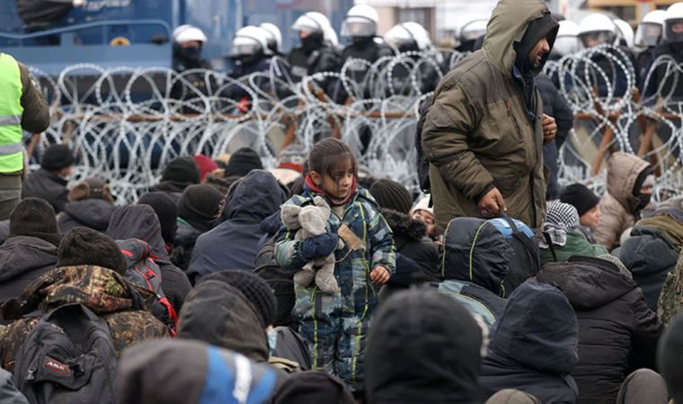 AB ve Rusya'dan arka arkaya açıklamalar: Belarus-Polonya sınırında neler oluyor?