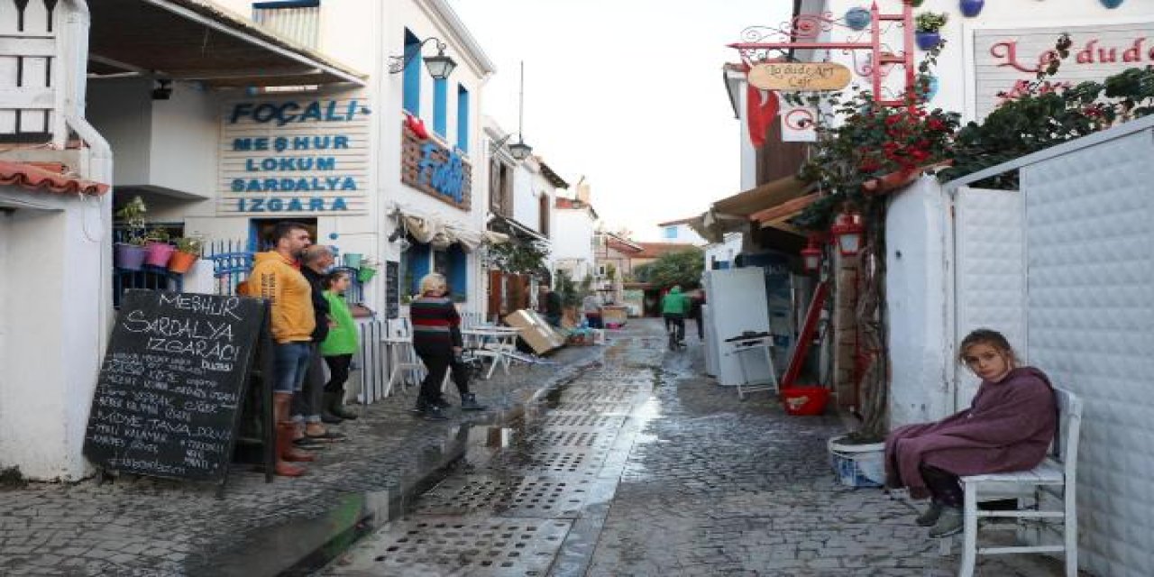 Depremle gelen tsunaminin faturası Seferihisar'a ağır oldu