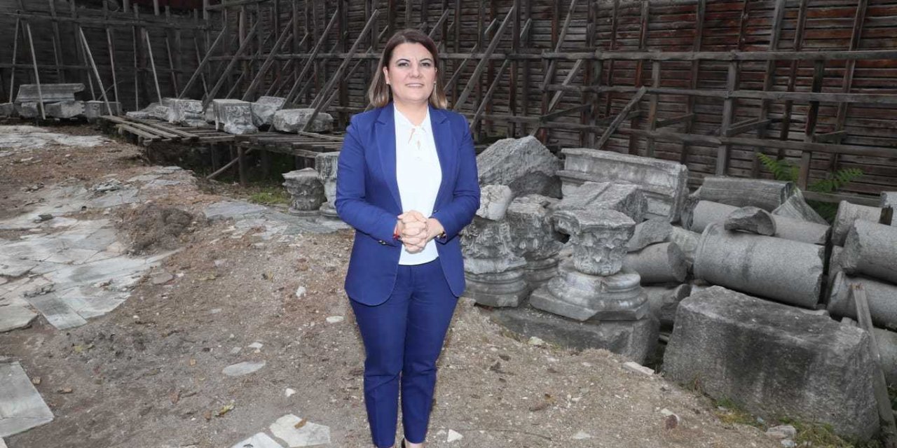 İZMİT BELEDİYE BAŞKANI HÜRRİYET, UNESCO'NUN KURULUŞUNU KUTLADI