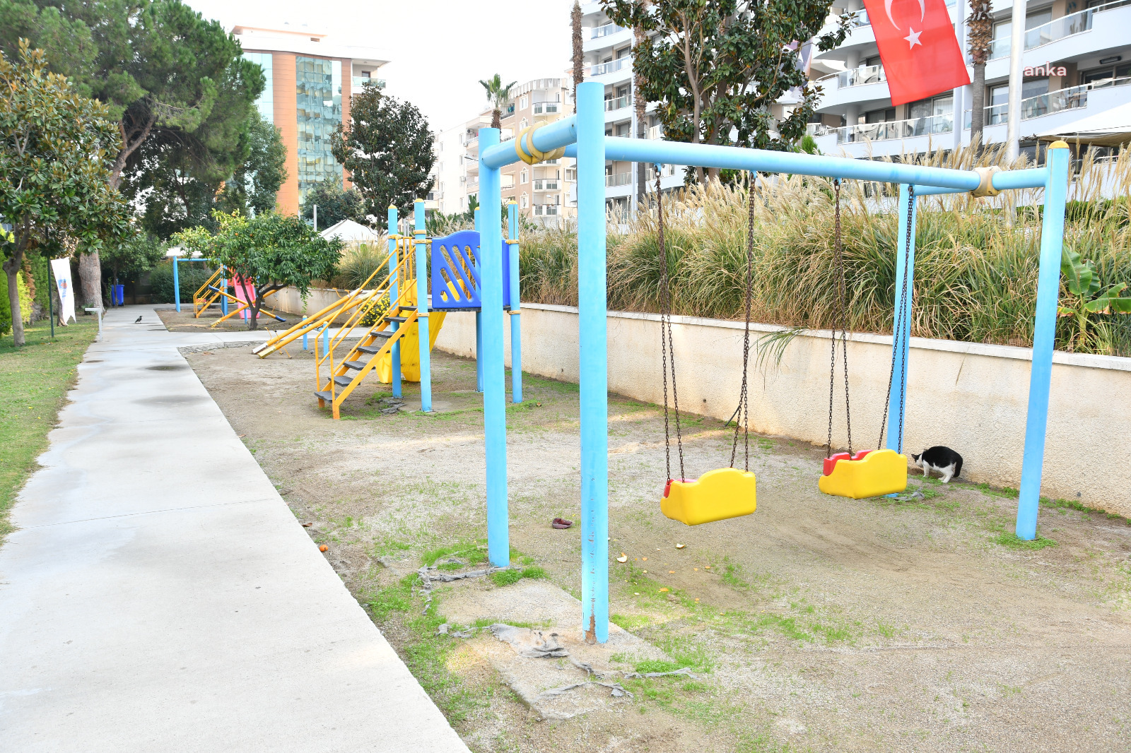 Narlıdere'de Haydar Gültekin Parkı açıldı