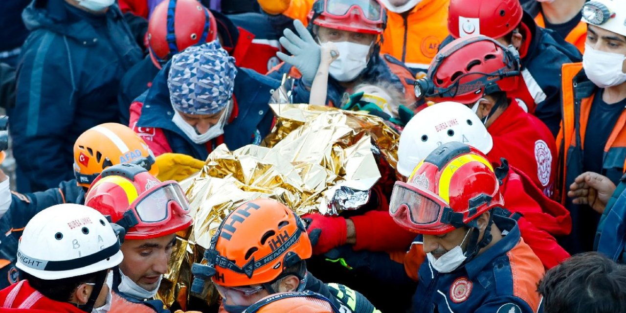 Depremzedelerin üzerine örtülen alüminyum örtü nedir?