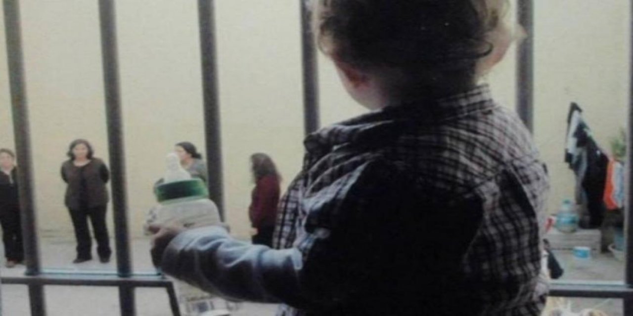 CHP'den Dünya Çocuk Hakları Günü Raporu: 10 ayda en az 27 çocuk öldürüldü, 160 çocuk cinsel istismara uğradı