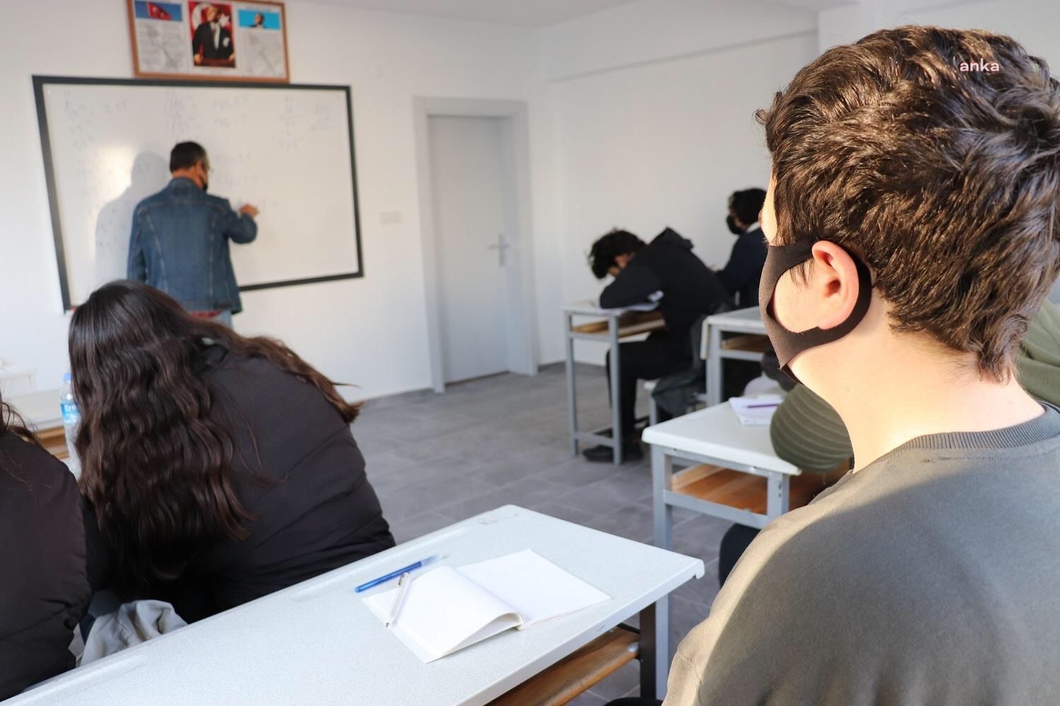 Karaburun Belediyesi Kurs Merkezi, eğitimlere başladı
