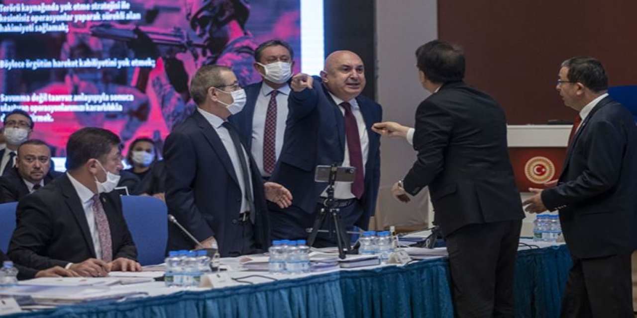 Tek tek sıraladı! CHP'li Engin Özkoç'tan Süleyman Soylu'ya çok sert sözler: "Ucube saray rejiminin bakanısınız”