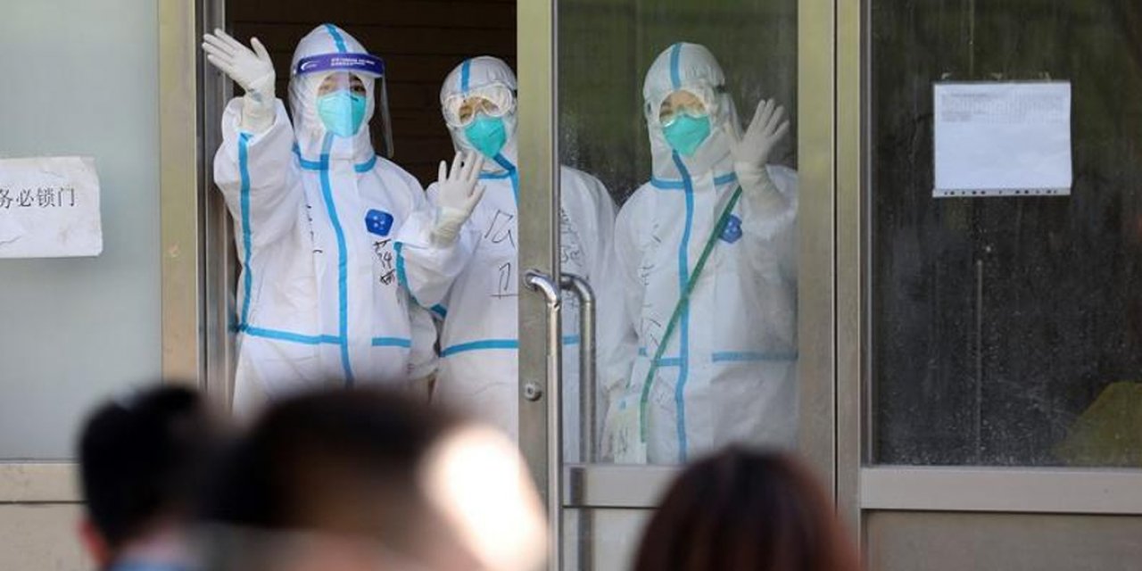 Çin'de üretilen Covid-19 ilaç adayı insanlar üzerinde test ediliyor