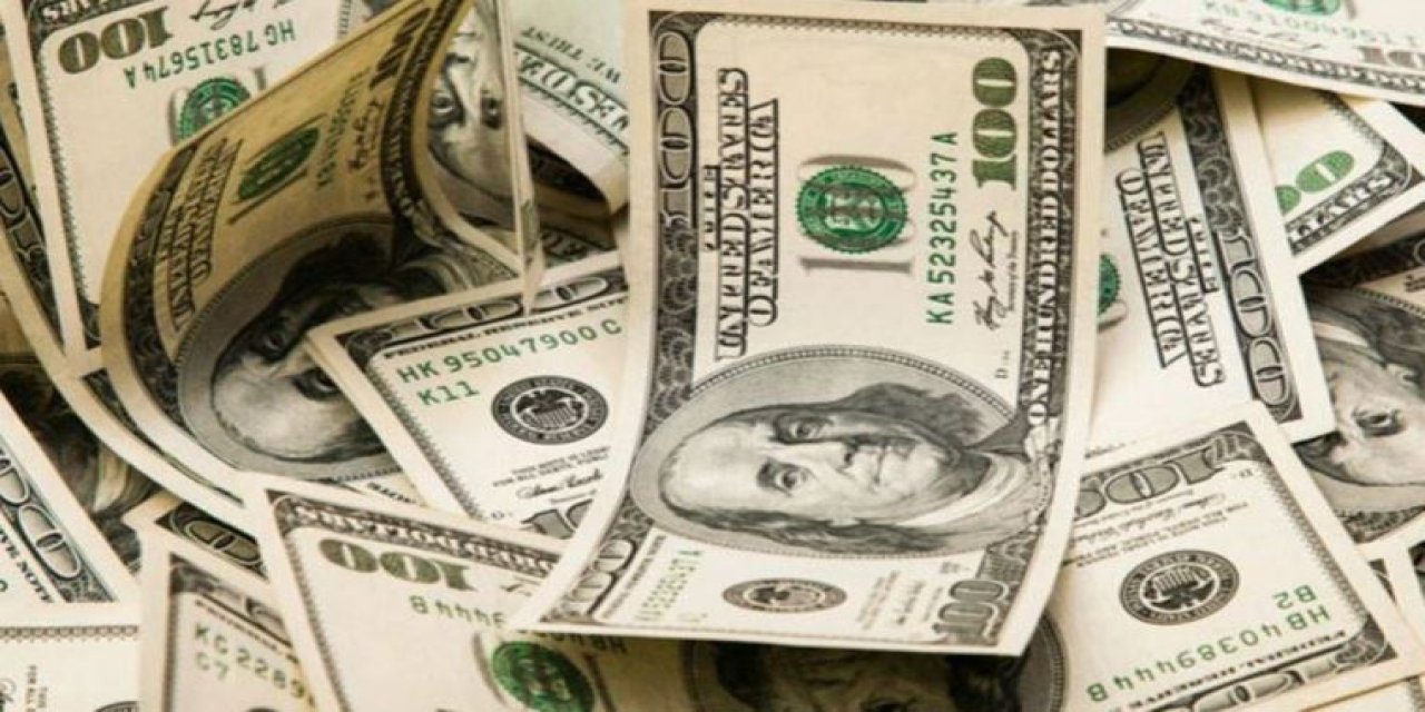 Bankacılardan dolar kontrolsüzce yükselmesine ilişkin açıklama: Dün saat 13.45'te piyasalarda neler oldu?