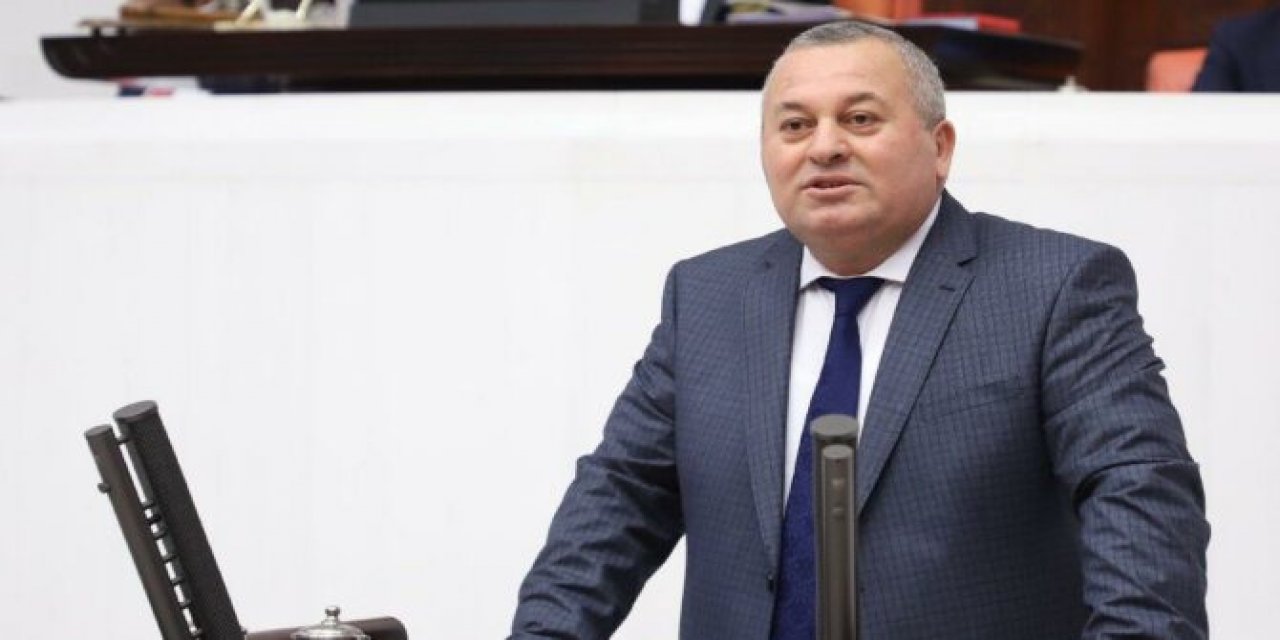 "Tek şey kaldı sıkacak" dedi ve iktidara ateş püskürdü! "Havaya bir lira attım, bu kez yere pul düştü"