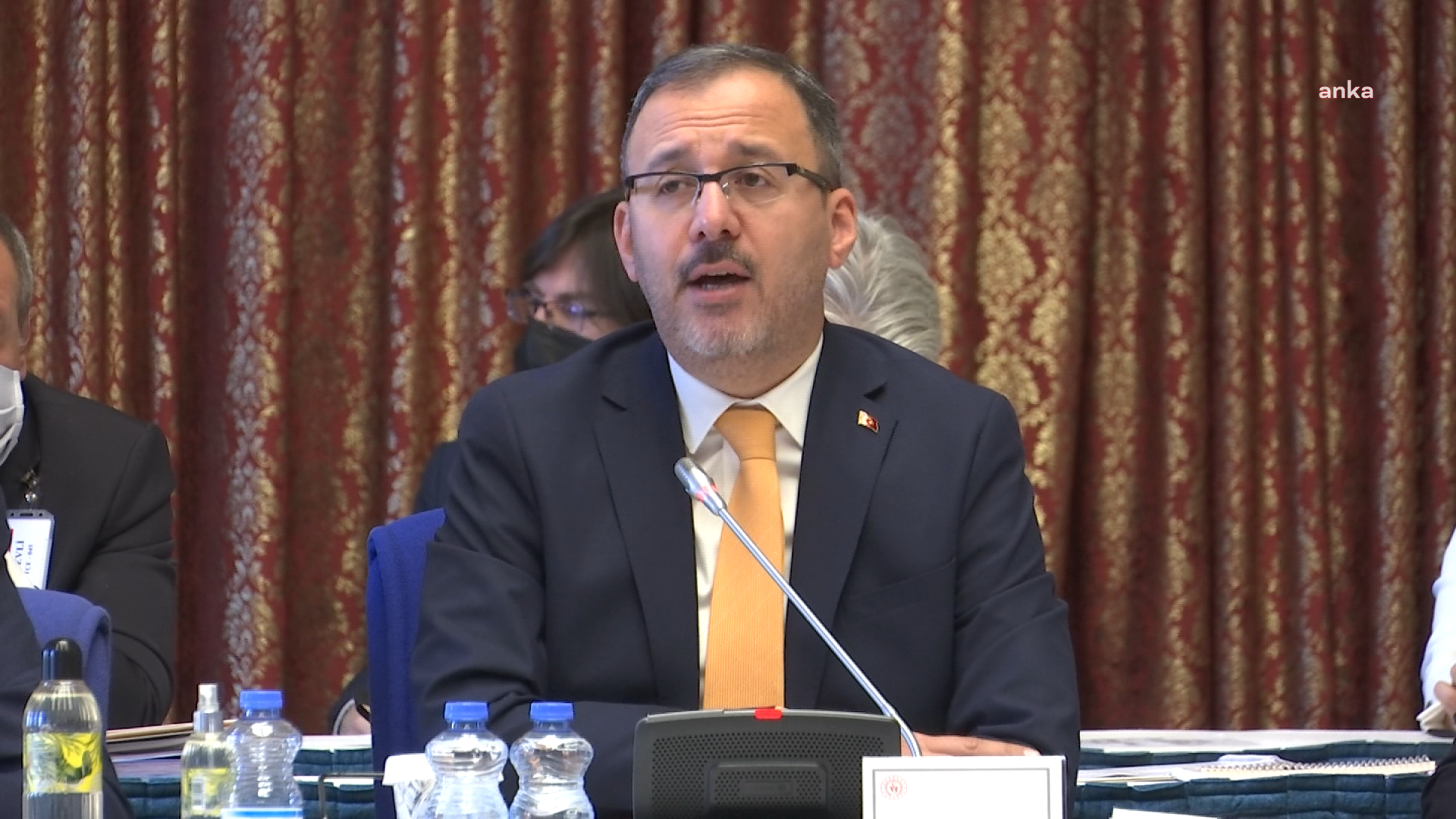 Bakan Kasapoğlu'ndan TÜGVA savunması: "Çamur atmayın"