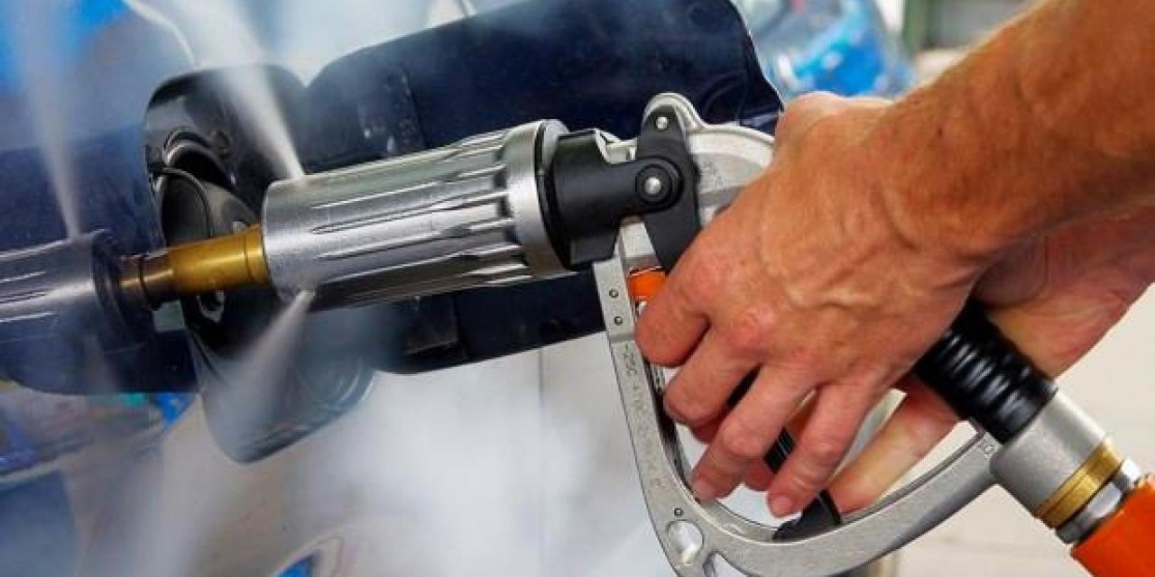 Ve beklenen haber geldi! Benzin, motorin ve LPG'ye dev zam