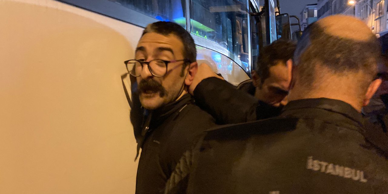 'Hükümet istifa' protestoları devam ediyor: Gözaltılar var