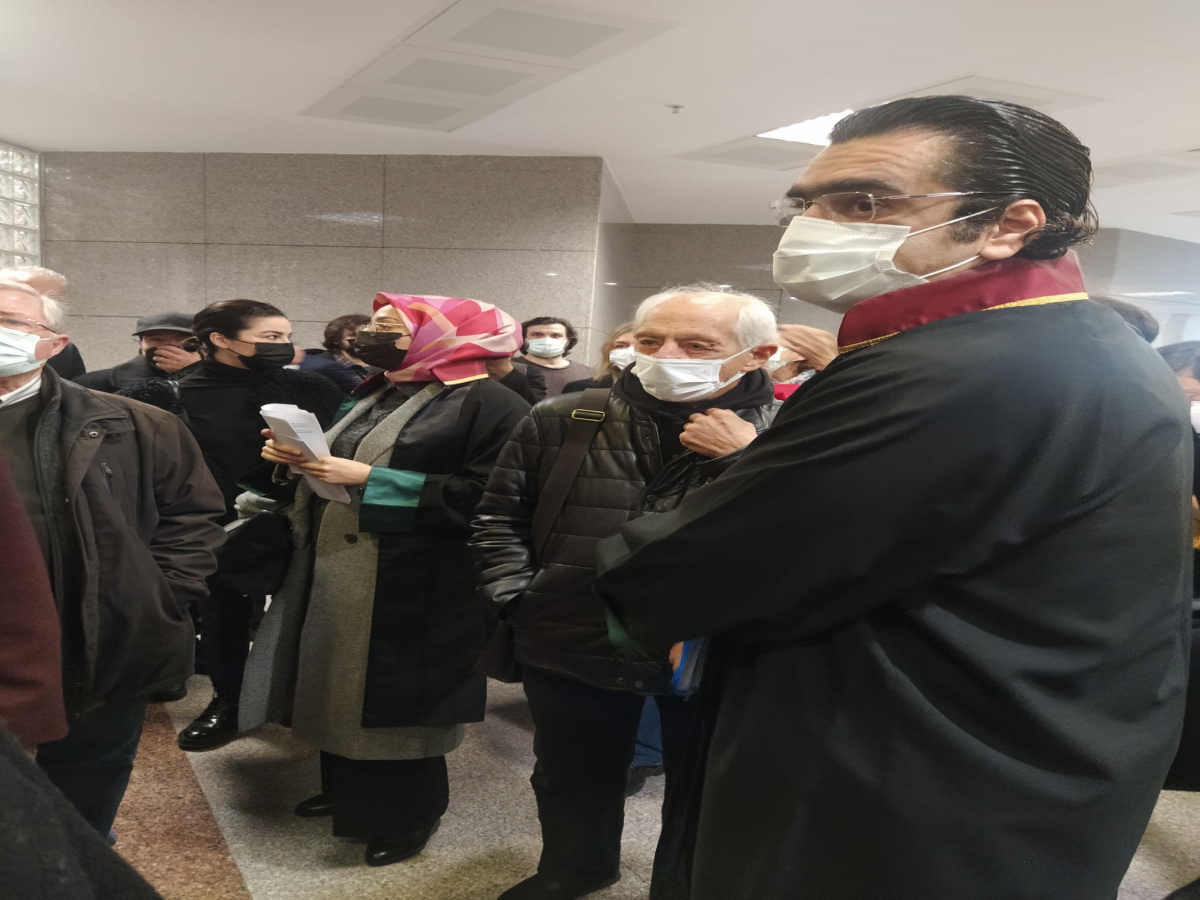 Genco Erkal hakim karşısına çıktı: "Biz bu diplomayı görmek istiyoruz"