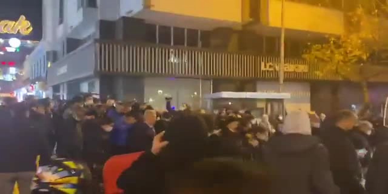 Trabzon'da zamlar protesto edildi: "Bizim ekmek arası soğan yeyip susmaya niyetimiz yok"