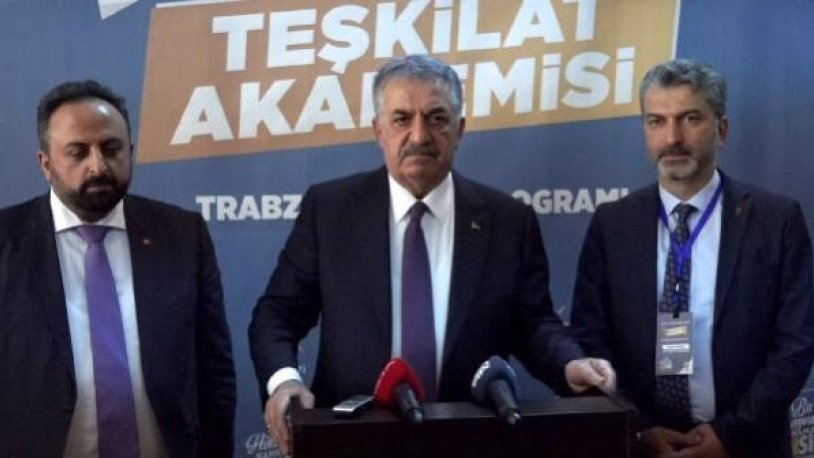 AKP'li Hayati Yazıcı: Sorunlarımızın farkındayız, sebeplerini de biliyoruz