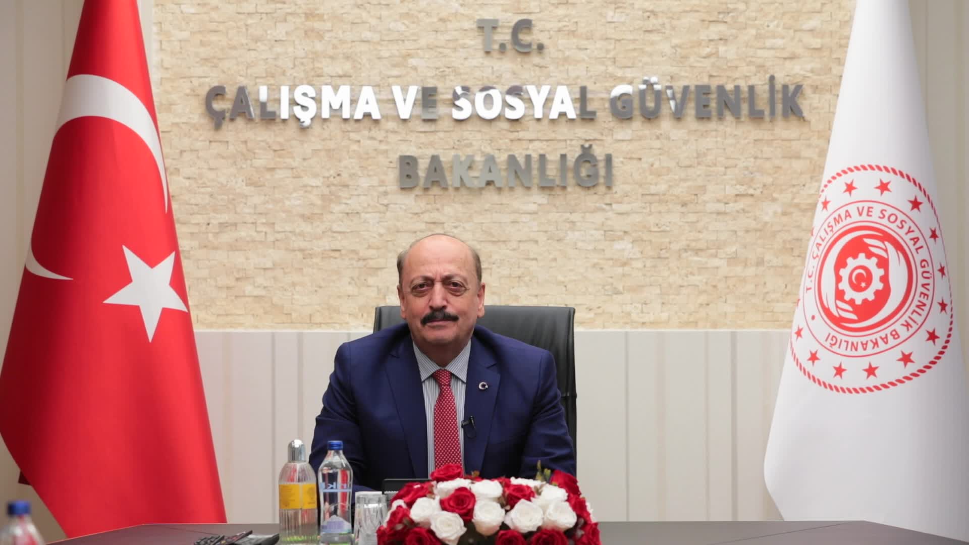 Bakan Vedat Bilgin'den '3600 ek gösterge' açıklaması: "Memur-Sen ile görüşme yapacağız"