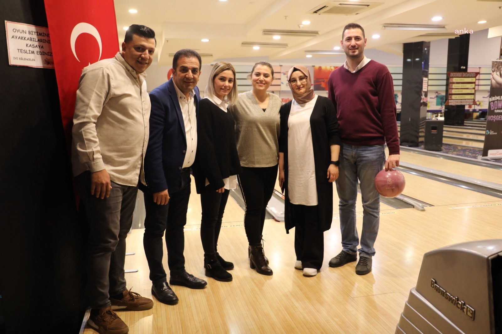 İzmit Belediyesi personeli bowling turnuvasında buluştu