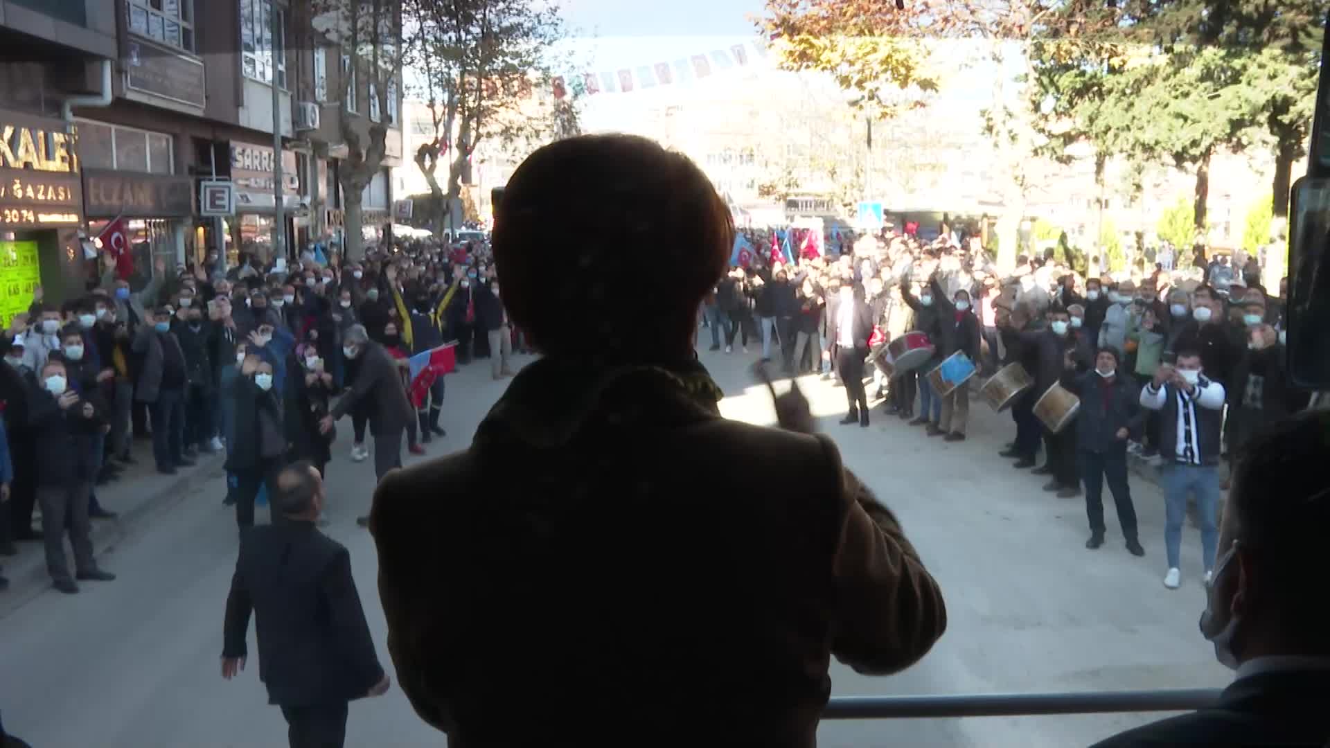 Akşener'in dinlediği Amasyalı esnaf: "Bir kilo et alanın şu anda et alma imkanı yok"