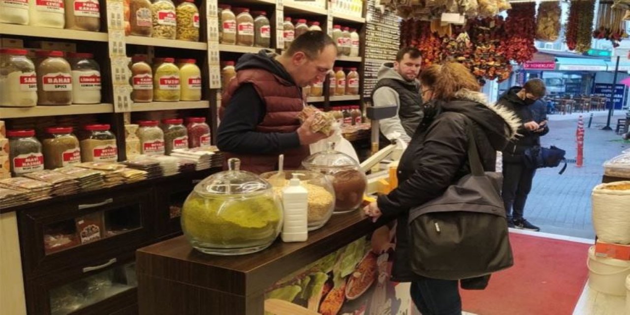 Kilosu 3 bin 500 lira! Yurttaşlar gram gram alıyor