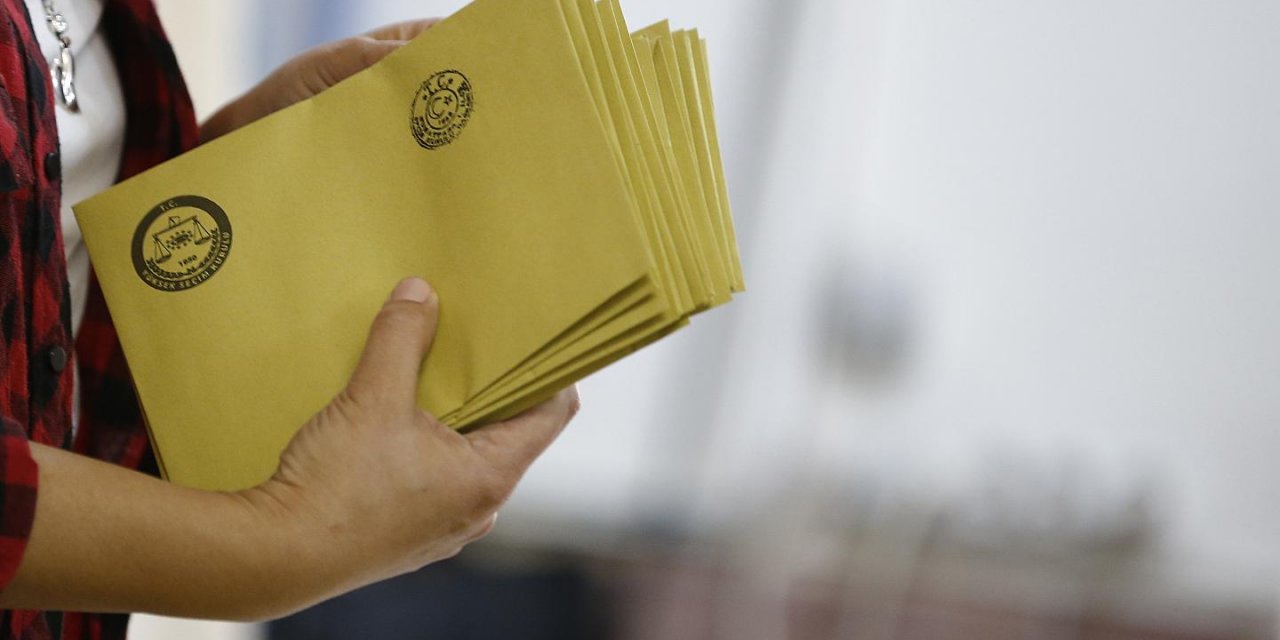 Seçimin yaklaşmasıyla hükümet, oy getireceğini umduğu düzenlemelere hız verdi