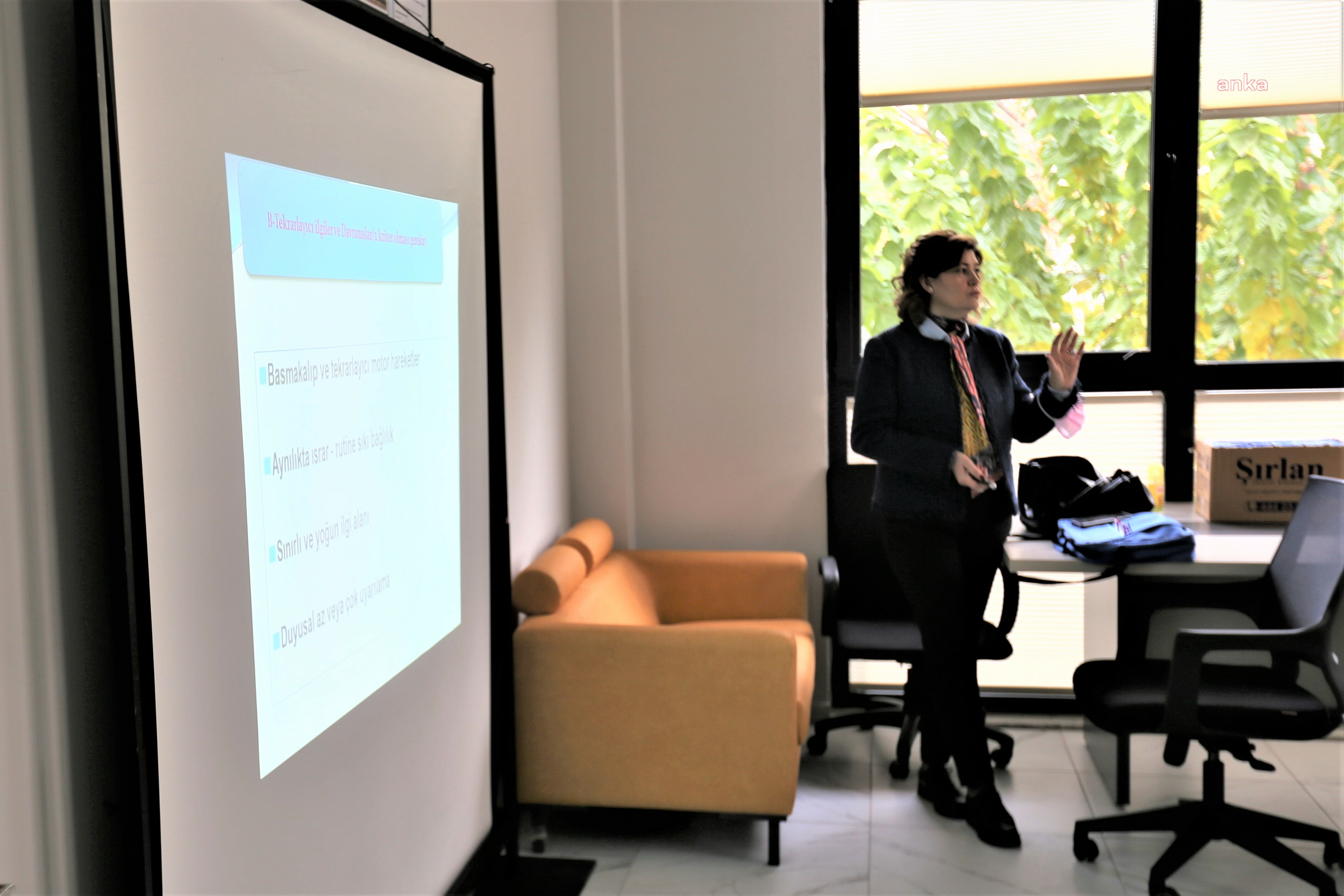 Otizm Yaşam Merkezi'nin tüm personeli eğitimden geçti