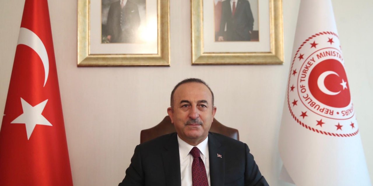 Bakan Çavuşoğlu: Dinin en kutsal değerlerini karalamak ifade özgürlüğü olarak gösterilemez