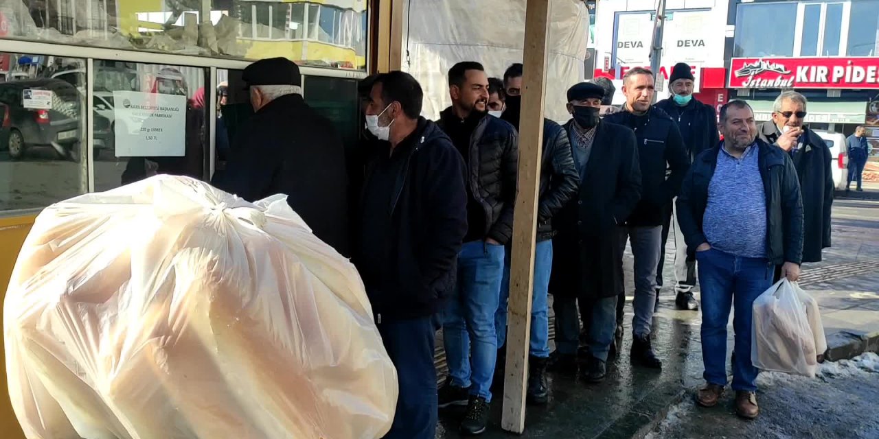 Ekmek zammı sonrası: Yaklaşık 10 bin ekmek yarım saat içinde tükendi