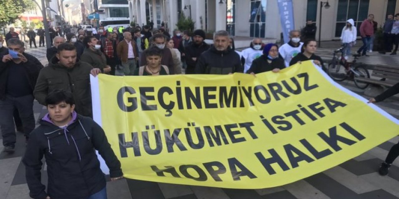 Hopa halkı iktidara seslendi: Geçinemiyoruz
