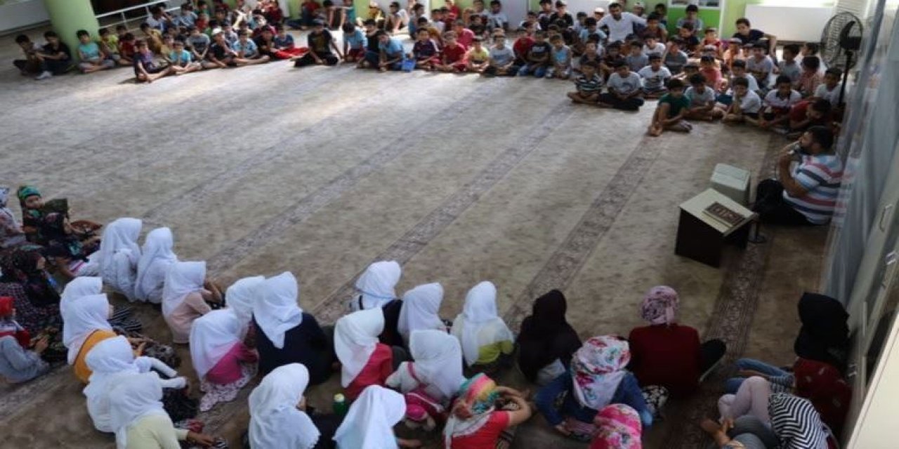 Kur'an kursundaki istismarı anlattı: "Geceleri güvenlik kameralarını ters çeviriyormuş"