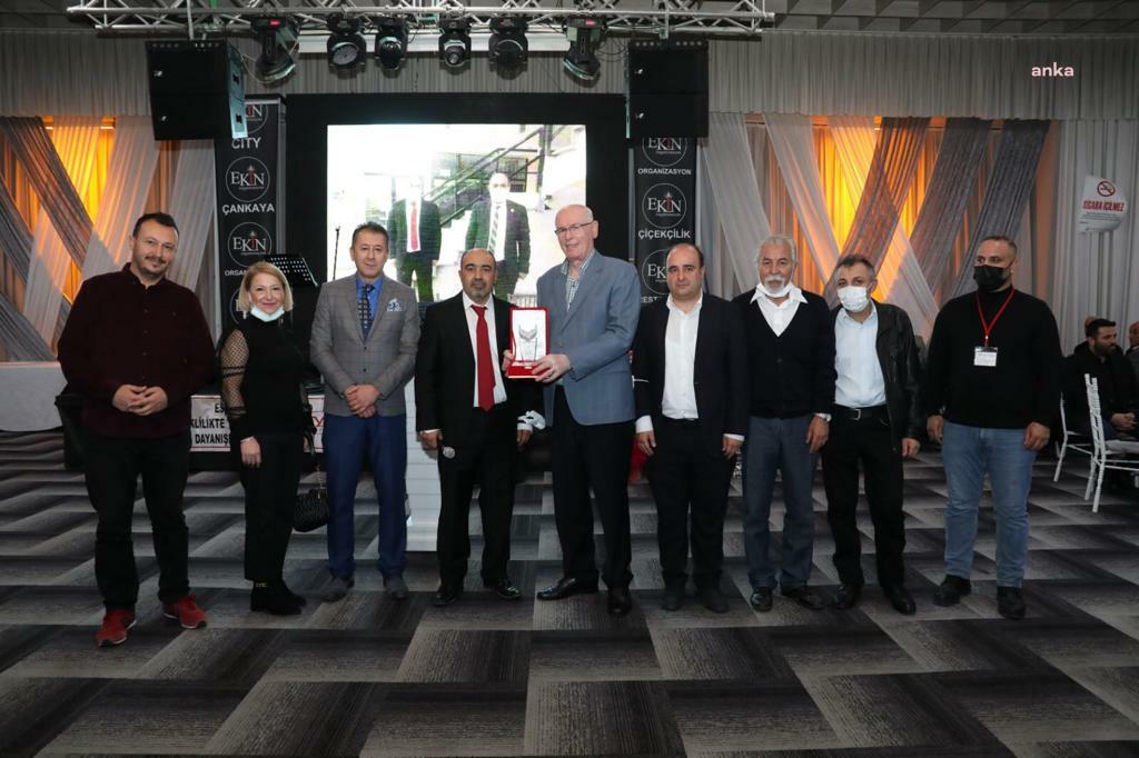 Odunpazarı Belediye Başkanı Kazım Kurt: "EYT’lilerin yaşadığı sorunun Türkiye’nin en önemli sorunlarından biri olduğunu vurguladı"