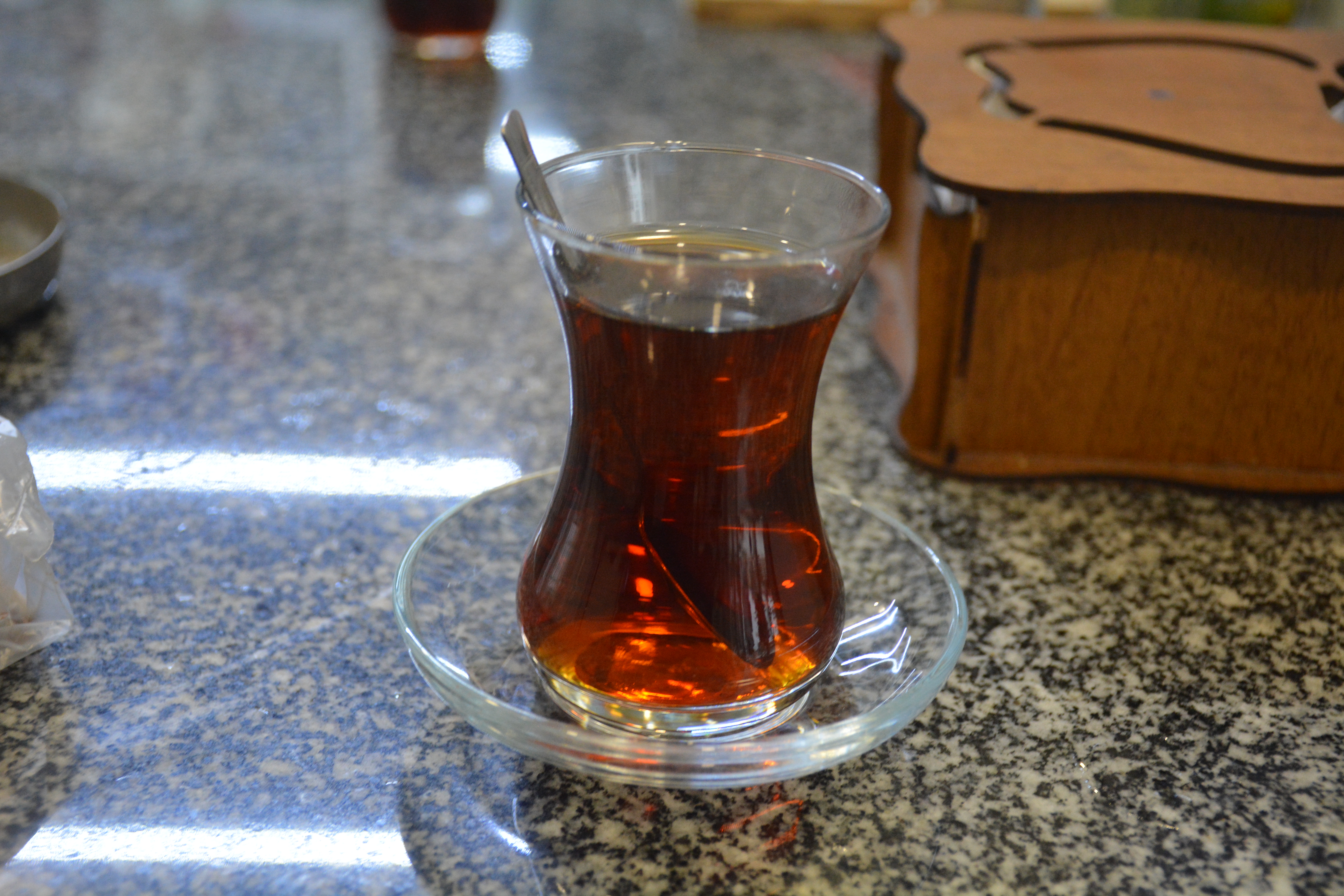 Bir kentte çaya 25 kuruş zam geldi